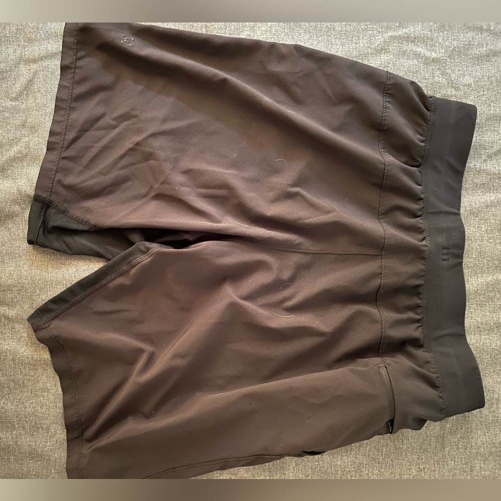 Size medium black lululemon shorts